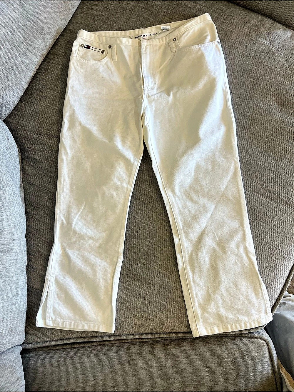 Tommy Hilfiger Jeans Boot Cut Cotton Size 8 Like New Y2K 2002 ankle or cropped